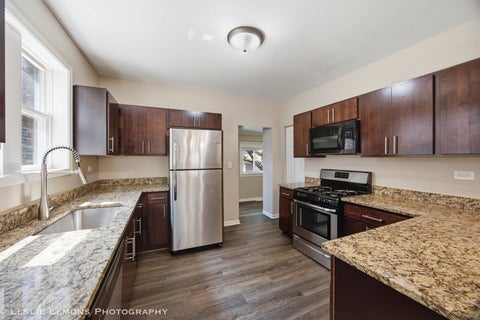 Tiny photo for 2528 Ridgeland Avenue, Berwyn, IL 60402 (MLS # 12736170)