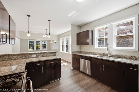 Tiny photo for 2528 Ridgeland Avenue, Berwyn, IL 60402 (MLS # 12736170)
