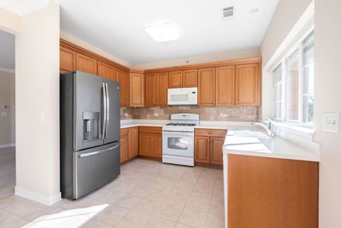 Tiny photo for 2671 Stone Circle #208, Geneva, IL 60134 (MLS # 12503904)