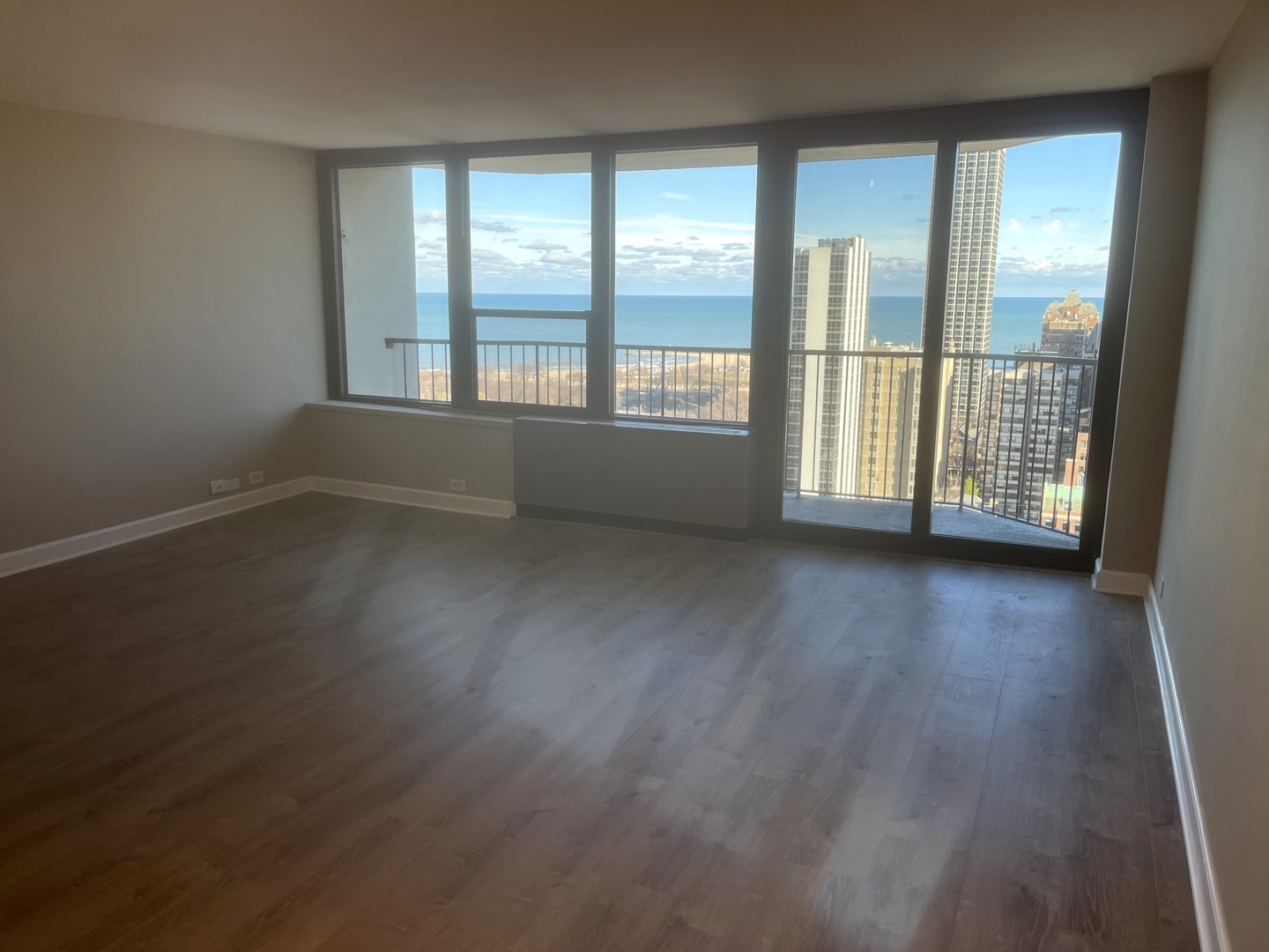 1560 N Sandburg Terrace 2610