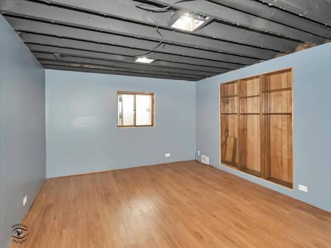 Tiny photo for 11044 Menard Avenue, Chicago Ridge, IL 60415 (MLS # 12720265)