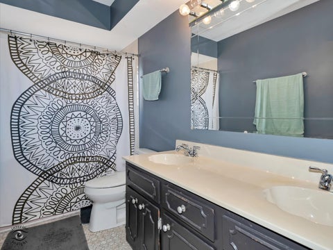 Tiny photo for 11044 Menard Avenue, Chicago Ridge, IL 60415 (MLS # 12720265)