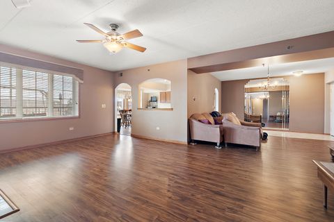 Tiny photo for 7935 Trinity Circle #1SE, Tinley Park, IL 60487 (MLS # 12576255)