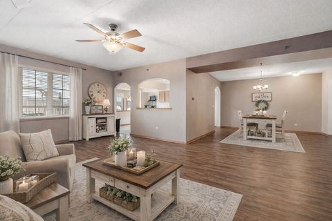 Tiny photo for 7935 Trinity Circle #1SE, Tinley Park, IL 60487 (MLS # 12576255)