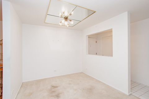 Tiny photo for 1525 Sander Court #108, Wheeling, IL 60090 (MLS # 12585759)