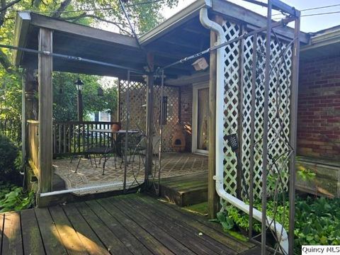 Tiny photo for 707 Country Lane, Carthage, IL 62321 (MLS # 12398254)