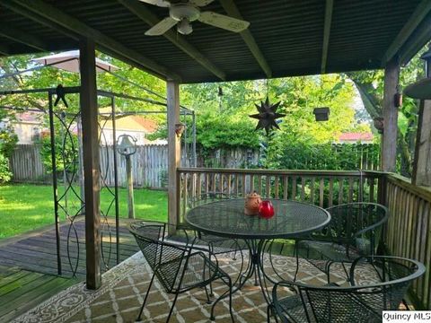 Tiny photo for 707 Country Lane, Carthage, IL 62321 (MLS # 12398254)