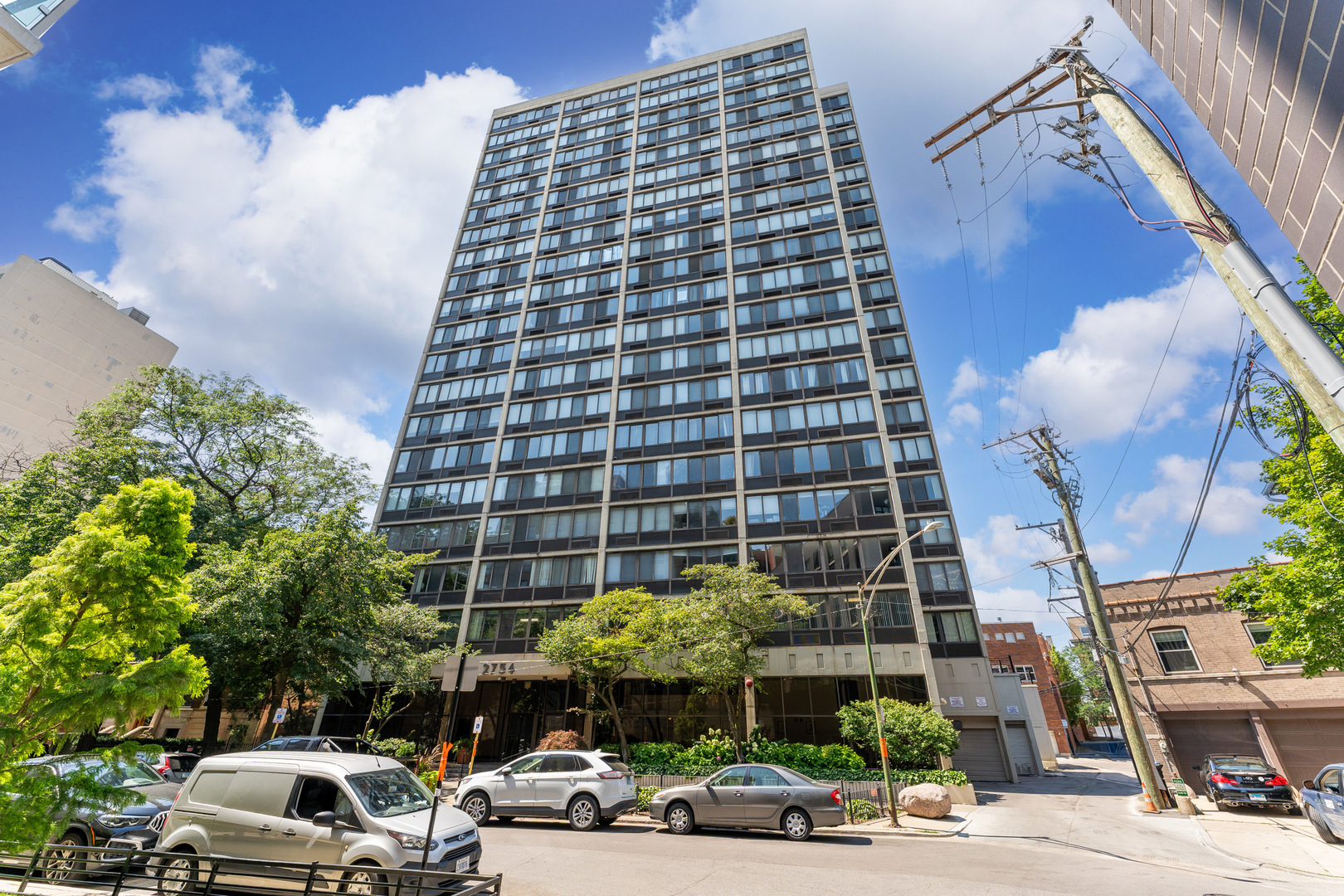 2754 N Hampden Court 1003