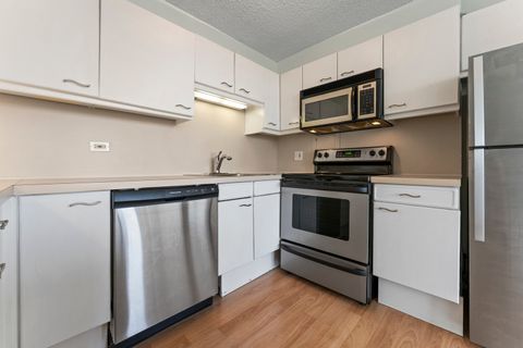 Tiny photo for 2754 N Hampden Court #1003, Chicago, IL 60614 (MLS # 12446887)