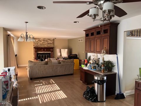 Tiny photo for 9848 S Beverly Avenue, Chicago, IL 60643 (MLS # 12614788)