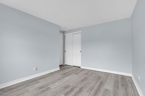 Tiny photo for 842 Colonial Drive #B, Wheeling, IL 60090 (MLS # 12572319)