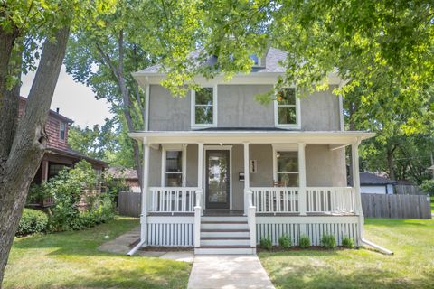 Photo of 939 Prospect Street, Elgin, IL 60120 (MLS # 12419607)
