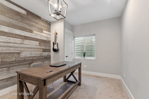 Tiny photo for 514 Pershing Court, Barrington, IL 60010 (MLS # 12786044)