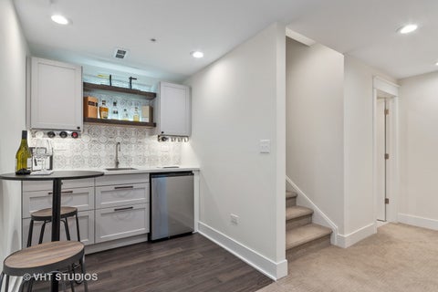 Tiny photo for 514 Pershing Court, Barrington, IL 60010 (MLS # 12786044)