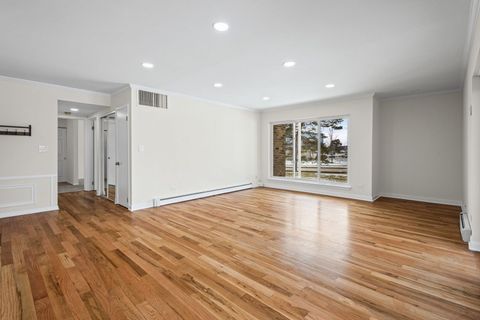 Tiny photo for 1926 Prairie Square #134, Schaumburg, IL 60173 (MLS # 12589903)