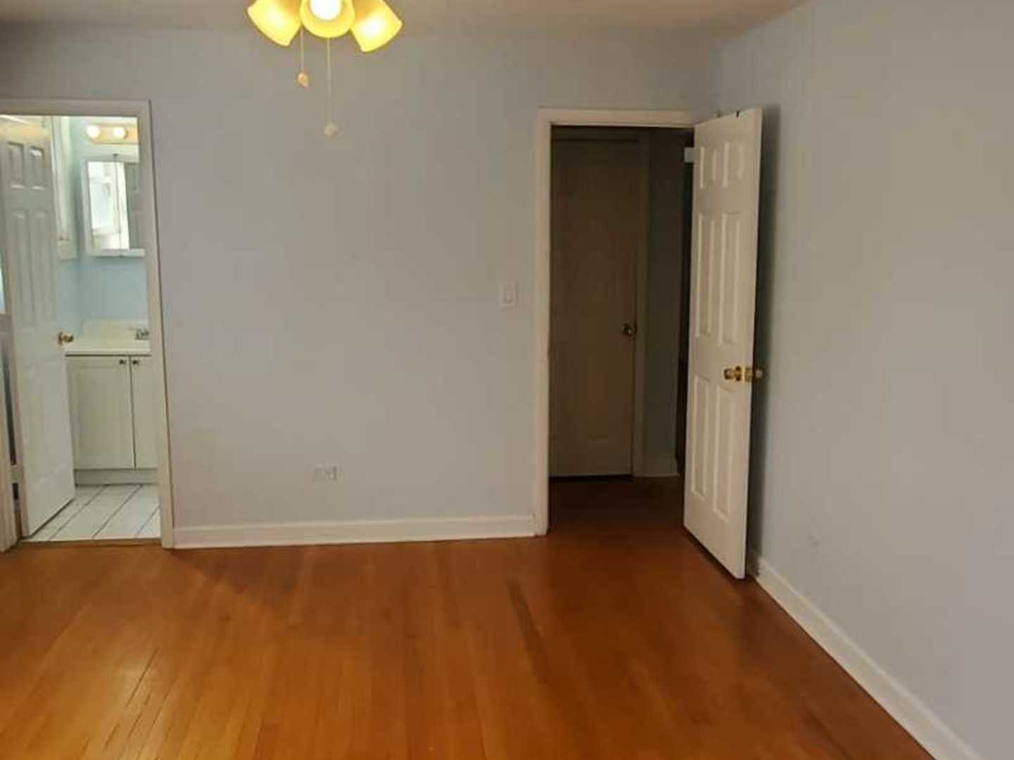 1643 W Sherwin Avenue 2C