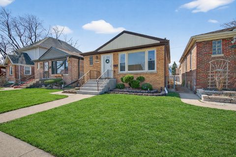 Photo of 10552 S Troy Street, Chicago, IL 60655 (MLS # 12603858)