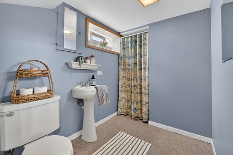 Tiny photo for 10552 S Troy Street, Chicago, IL 60655 (MLS # 12603858)