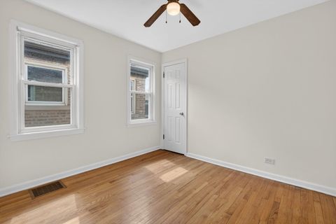 Tiny photo for 10552 S Troy Street, Chicago, IL 60655 (MLS # 12603858)