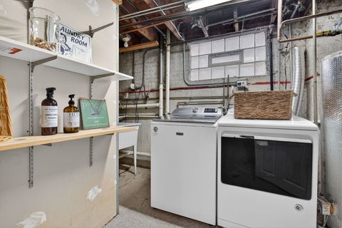 Tiny photo for 10552 S Troy Street, Chicago, IL 60655 (MLS # 12603858)