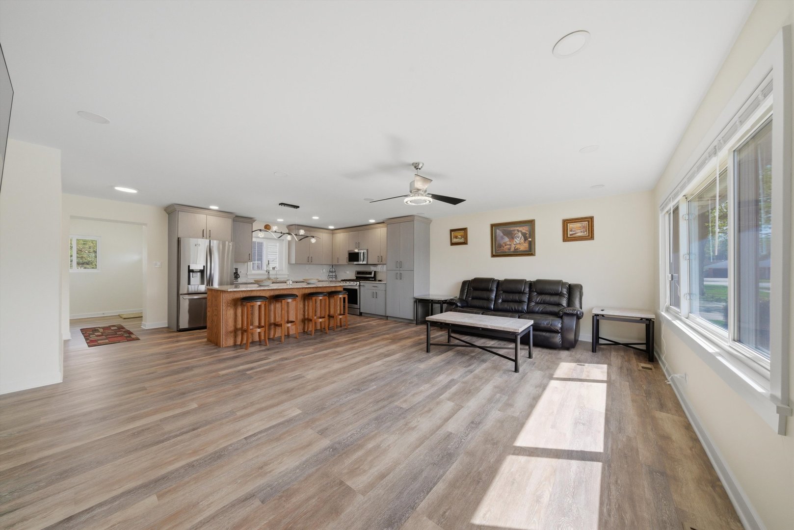 10817 S MASON Avenue