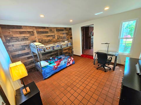 Tiny photo for 186 N Du Bois Avenue, Elgin, IL 60123 (MLS # 12666470)