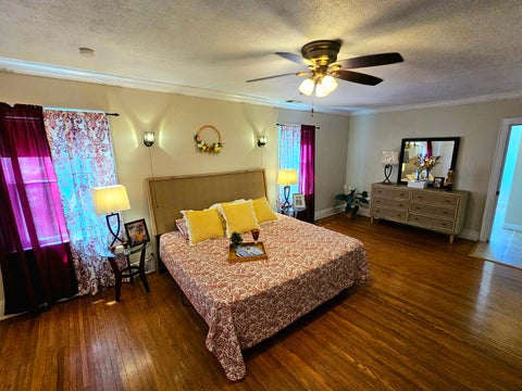 Tiny photo for 186 N Du Bois Avenue, Elgin, IL 60123 (MLS # 12666470)