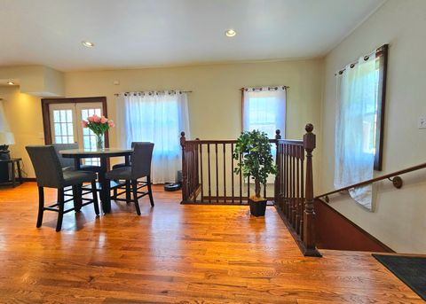 Tiny photo for 186 N Du Bois Avenue, Elgin, IL 60123 (MLS # 12666470)