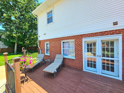 Tiny photo for 186 N Du Bois Avenue, Elgin, IL 60123 (MLS # 12666470)