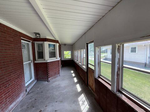 Tiny photo for 7 W 148th Street, Dolton, IL 60419 (MLS # 12668882)