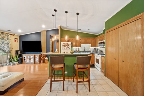 Tiny photo for 10832 S 76TH Avenue #3E, Worth, IL 60482 (MLS # 12726621)