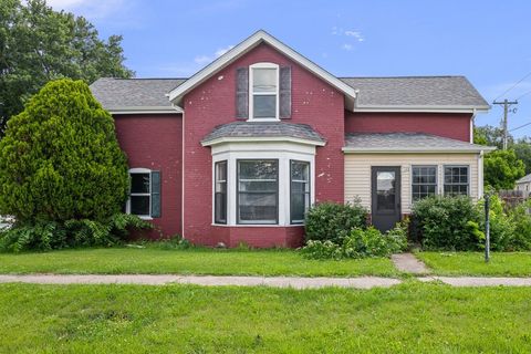 Photo of 1408 13TH Street, Viola, IL 61486 (MLS # 12690304)