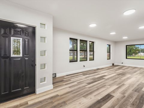 Tiny photo for 7604 N 2nd Street, Machesney Park, IL 61115 (MLS # 12499706)