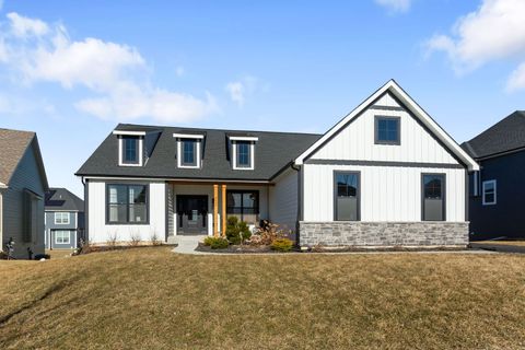 Photo of 3606 Harmony Circle, Elgin, IL 60124 (MLS # 12582339)