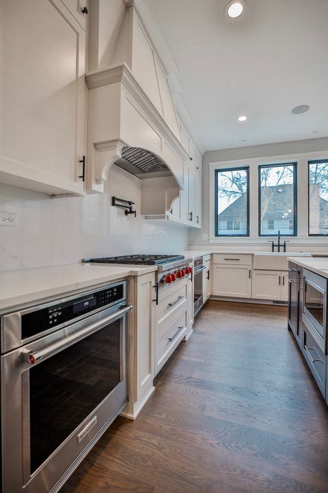 Tiny photo for 738 S Kearsage Avenue, Elmhurst, IL 60126 (MLS # 12675204)