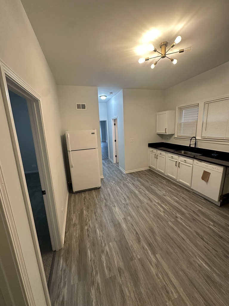 3625 W Shakespeare Avenue 2