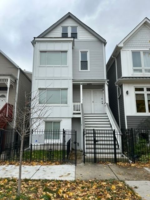 3625 W Shakespeare Avenue 2 Chicago IL 60647