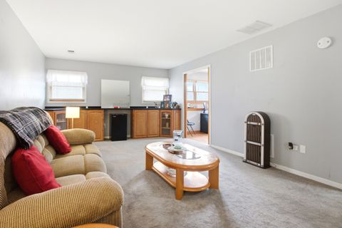 Tiny photo for 149 Beaver Creek Drive, Bolingbrook, IL 60490 (MLS # 12602600)