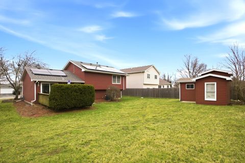 Tiny photo for 149 Beaver Creek Drive, Bolingbrook, IL 60490 (MLS # 12602600)