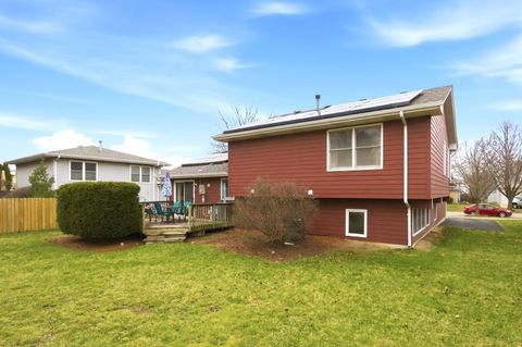 Tiny photo for 149 Beaver Creek Drive, Bolingbrook, IL 60490 (MLS # 12602600)