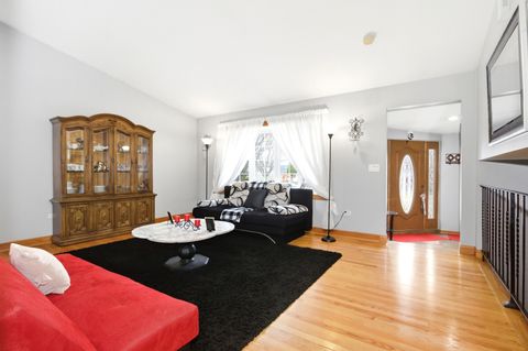 Tiny photo for 149 Beaver Creek Drive, Bolingbrook, IL 60490 (MLS # 12602600)