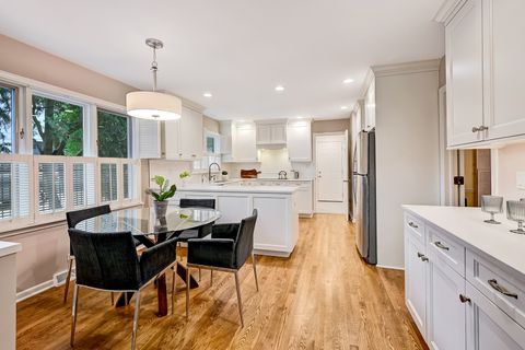 Tiny photo for 118 N Grant Street, Hinsdale, IL 60521 (MLS # 12495350)