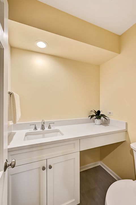 Tiny photo for 118 N Grant Street, Hinsdale, IL 60521 (MLS # 12495350)
