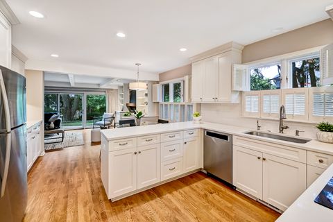 Tiny photo for 118 N Grant Street, Hinsdale, IL 60521 (MLS # 12495350)