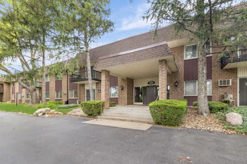Photo of 8315 Route 53 #B3, Woodridge, IL 60517 (MLS # 12686685)