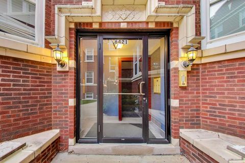 Tiny photo for 6421 N GREENVIEW Avenue #2W, Chicago, IL 60626 (MLS # 12516354)