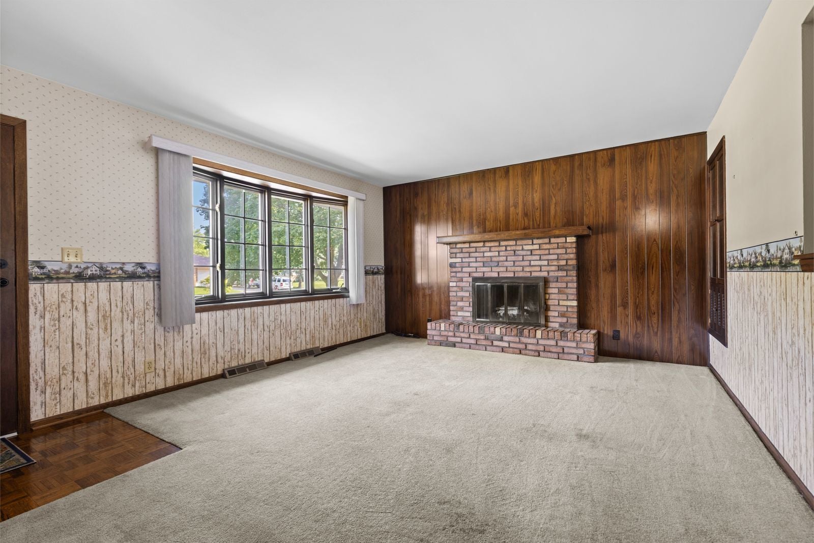 601 Windfield Lane
