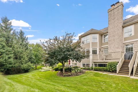 Tiny photo for 805 Stone Canyon Circle, Inverness, IL 60010 (MLS # 12500142)