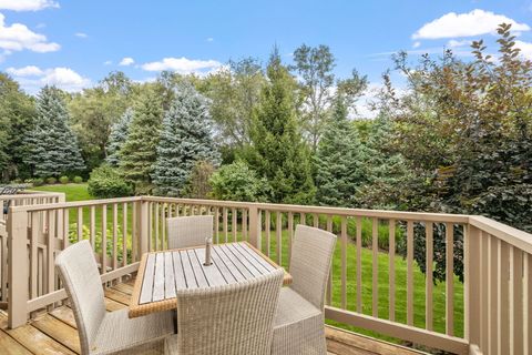 Tiny photo for 805 Stone Canyon Circle, Inverness, IL 60010 (MLS # 12500142)