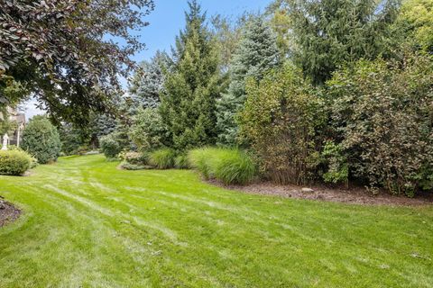Tiny photo for 805 Stone Canyon Circle, Inverness, IL 60010 (MLS # 12500142)